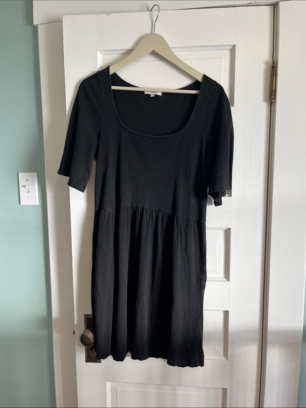 Z Supply Black Scoop-Neck Short-Sleeve Mini Dress